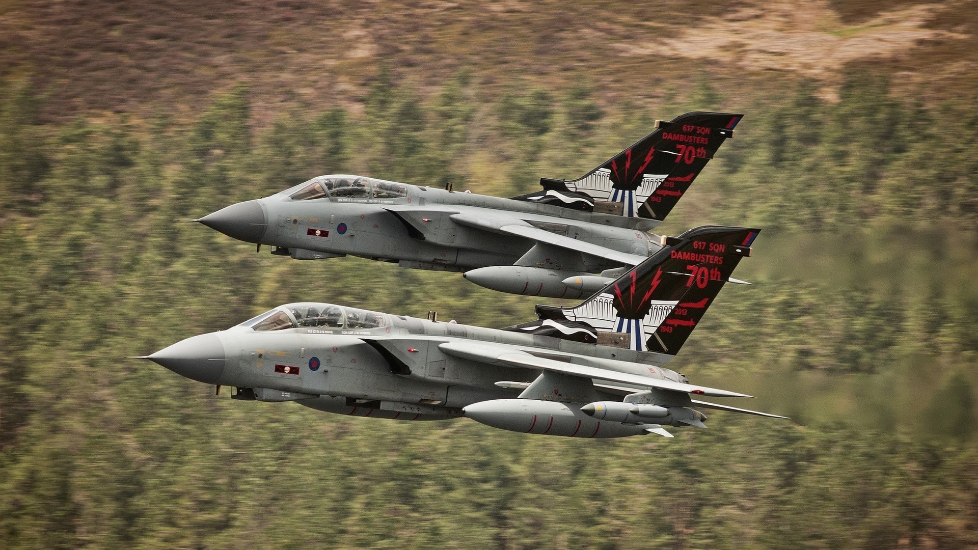 JIU YOU GAME-多场比赛延期，球迷心急等待比赛重启，球赛延迟半全场怎么算