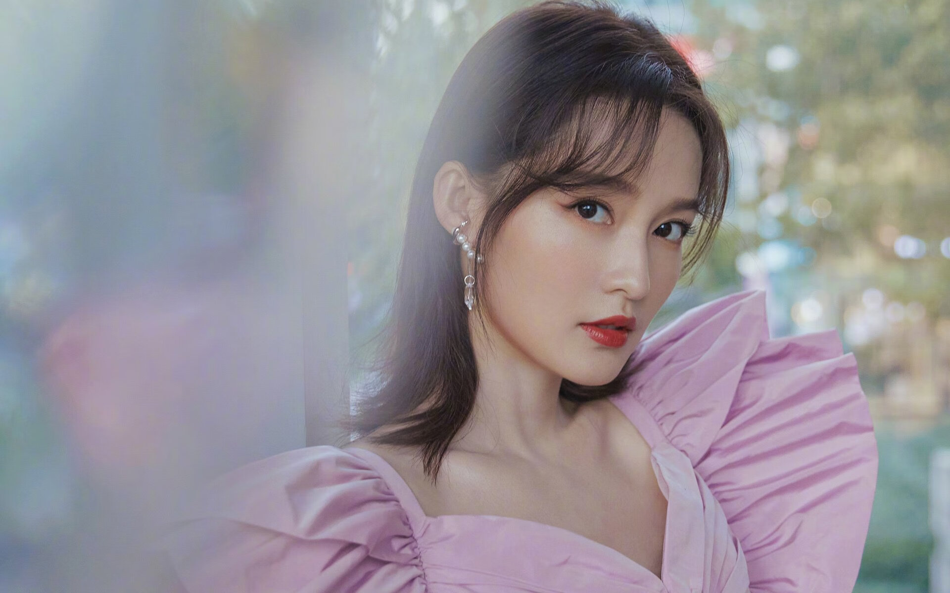 瑞士队在巴黎奥运会比赛中多次利用边路进攻,瑞士队2021